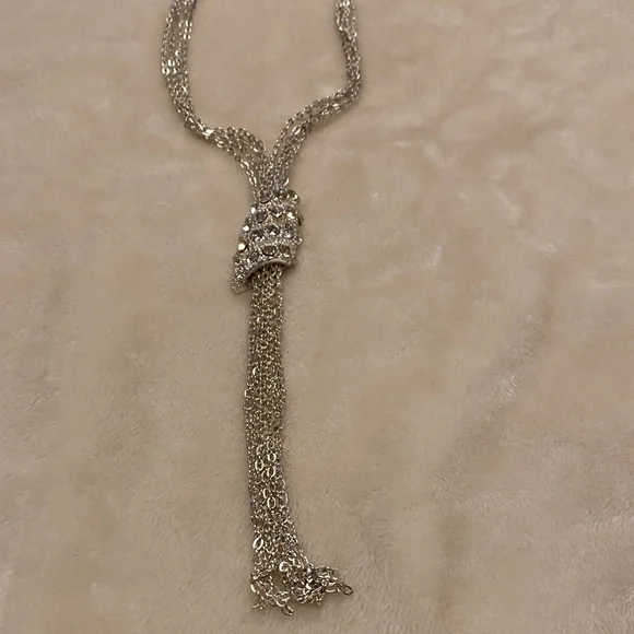 🌸 Silver Crystal Bolero Style Necklace - Picture 6 of 9